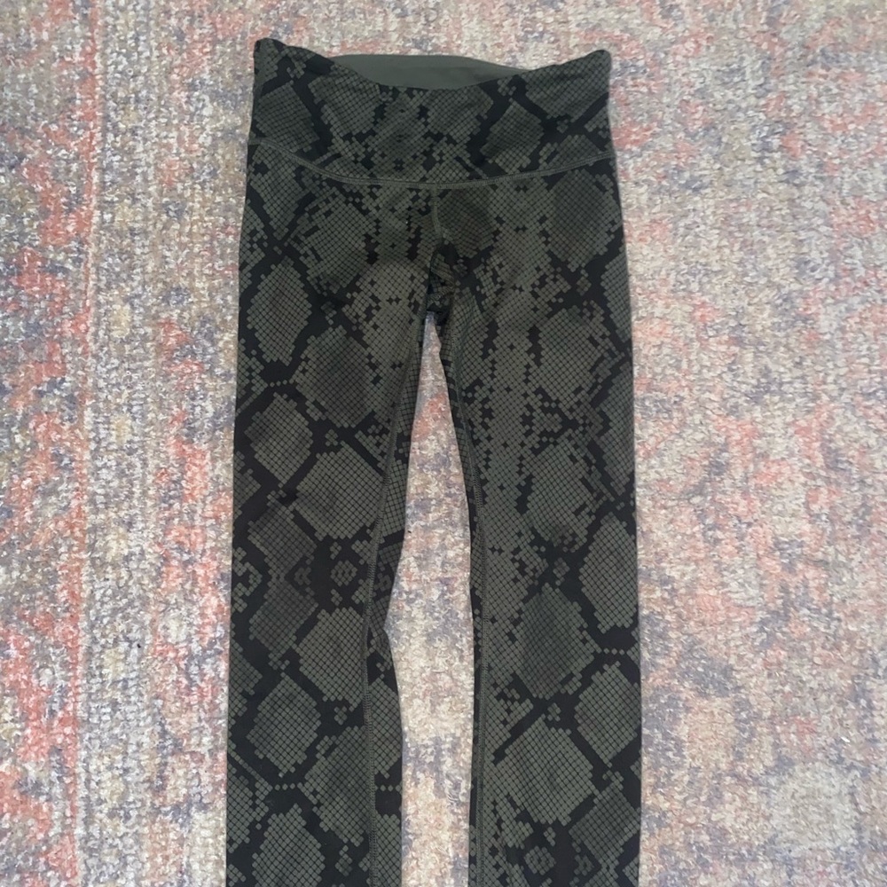 Lululemon leggings